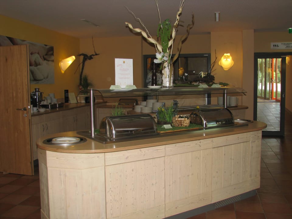 Frühstück- und Abendbuffet JUFA Hotel Weinviertel