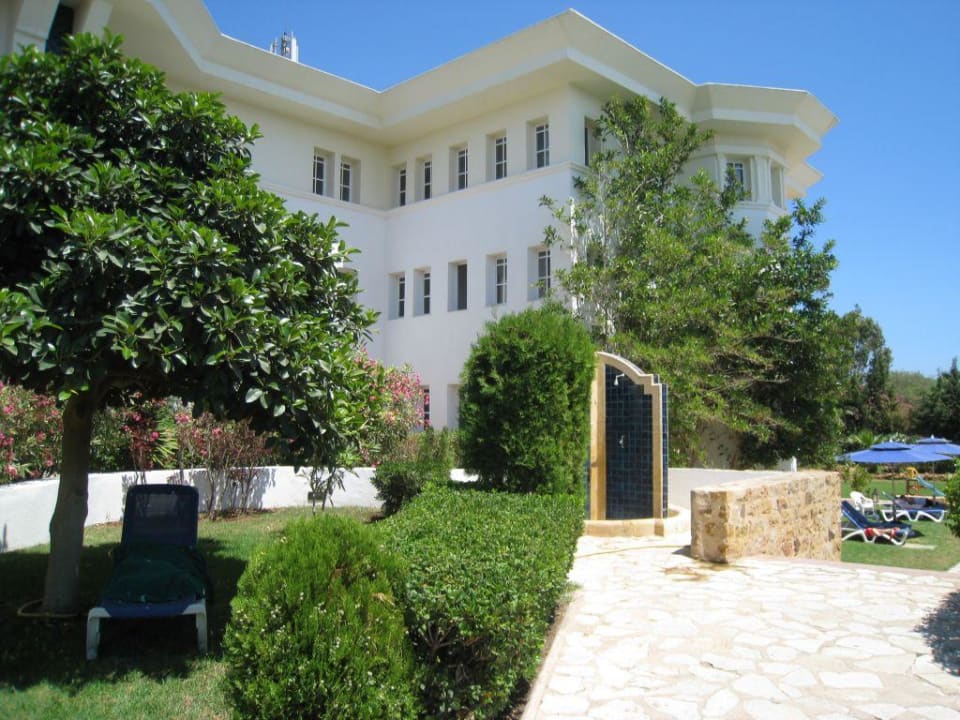 Вид отеля Hotel Medina Belisaire & Thalasso