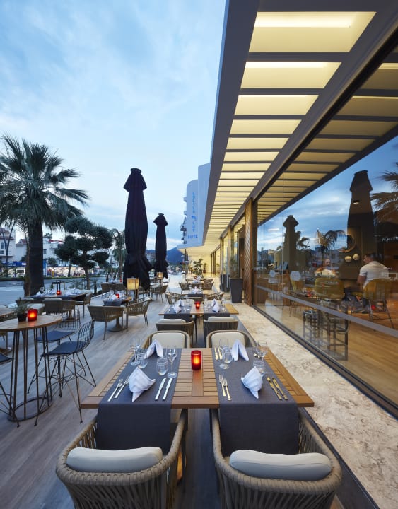 Gastro Lalila Blue Suites