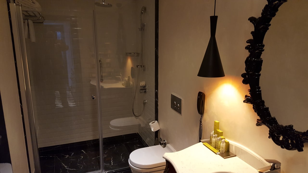 Bad... DoubleTree by Hilton Hotel Izmir Airport