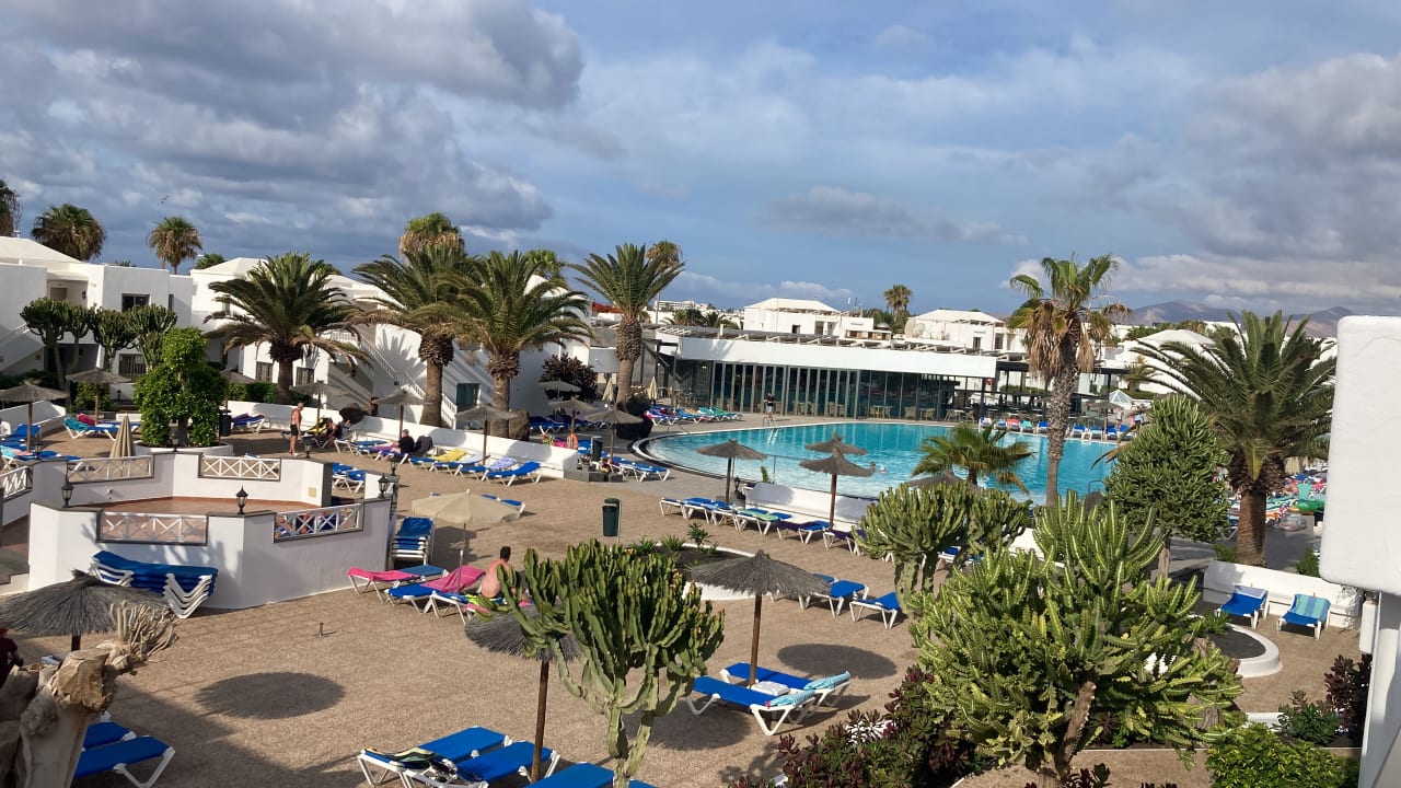 Außenansicht Hotel Floresta