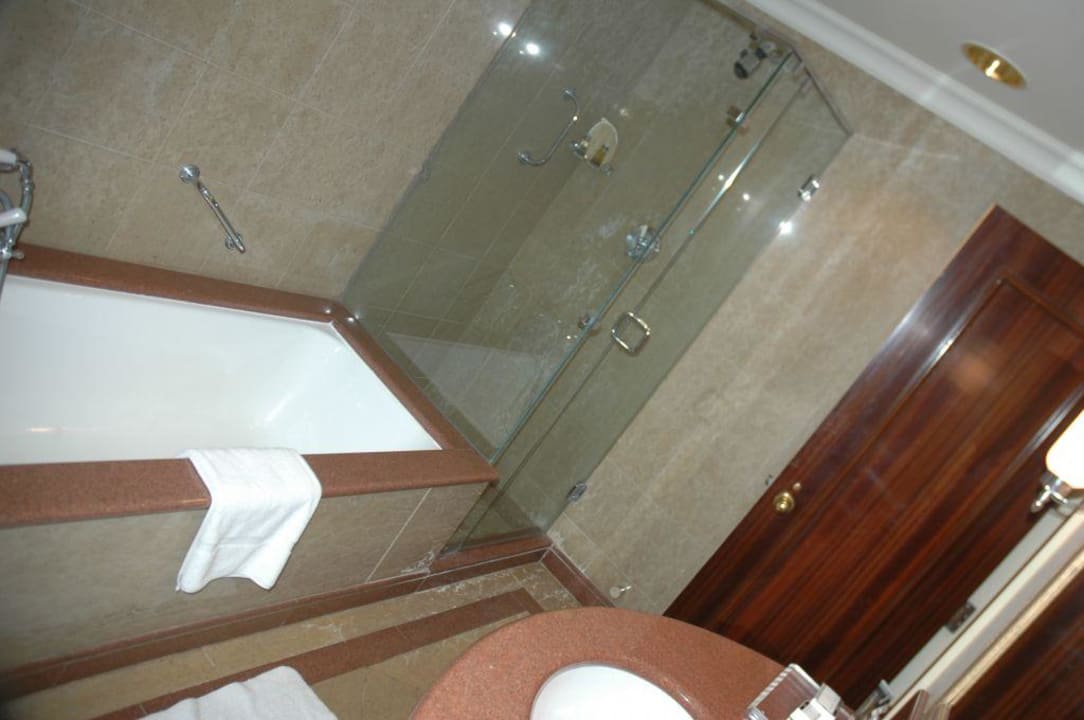 Das Badezimmer Conrad Cairo