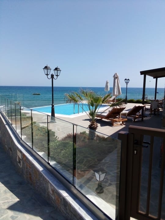 Außenansicht Alexander Beach Hotel & Village Resort