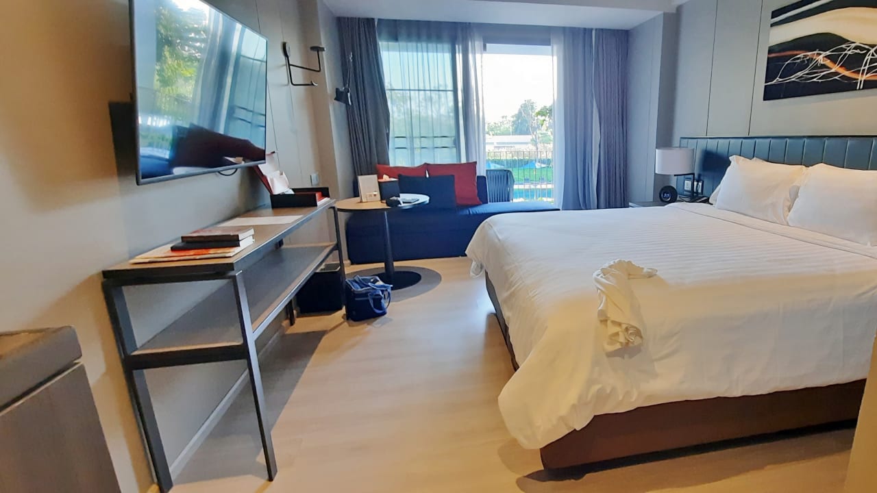 Zimmer Modena by Fraser Buriram