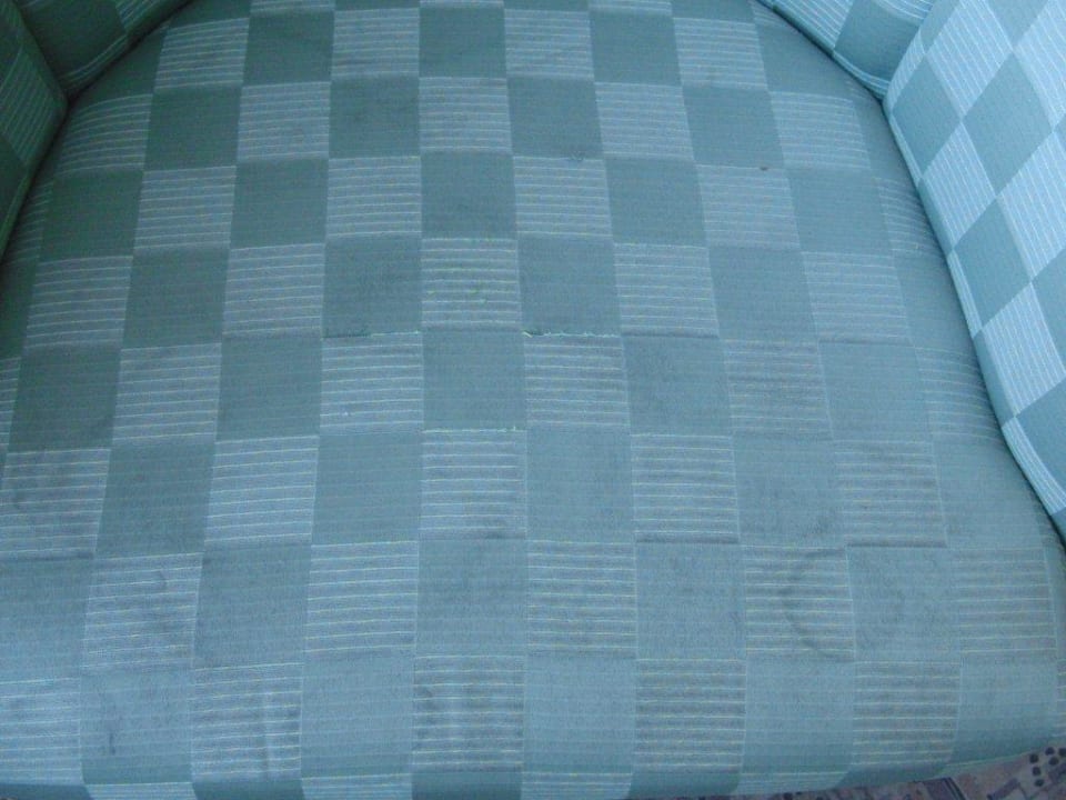 Sämtliche Polster waren verschmutzt Ferienwohnungen Ferienpark Weissenhäuser Strand