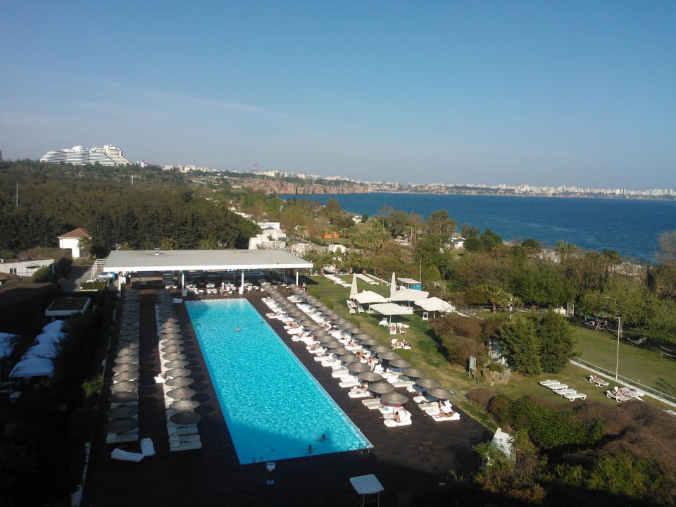 Blick nach Antalya und auf die Anlage Hotel SU & Aqualand
