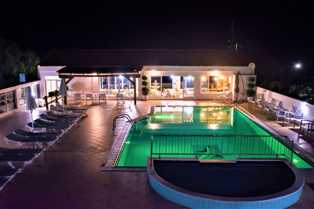 Pool Kasapakis Hotel & Apartments