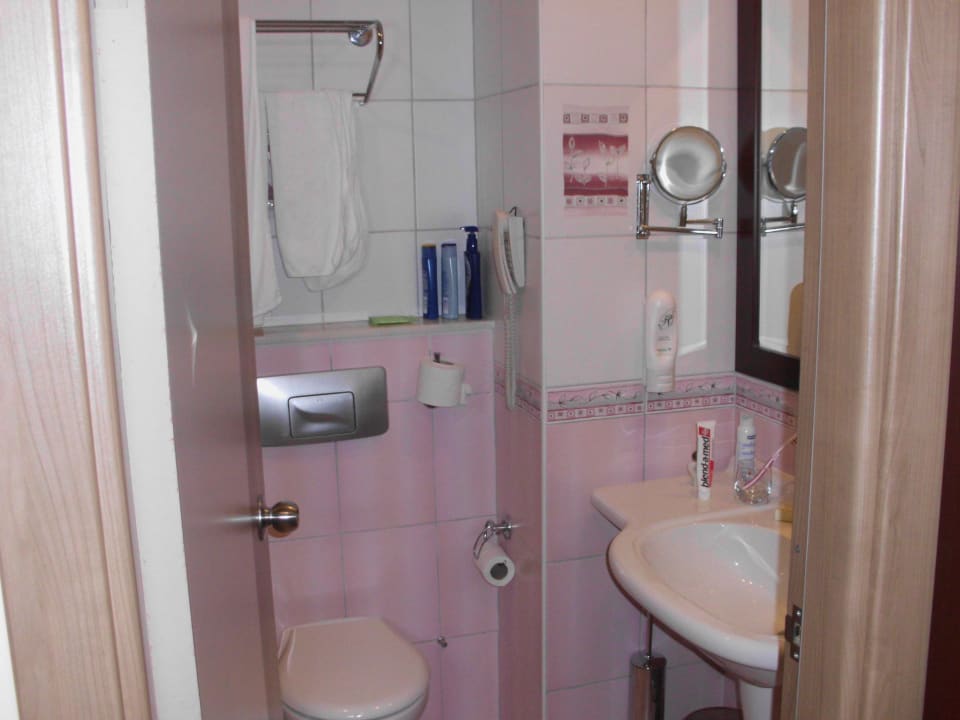 Bad 6408 Alaiye Resort & Spa