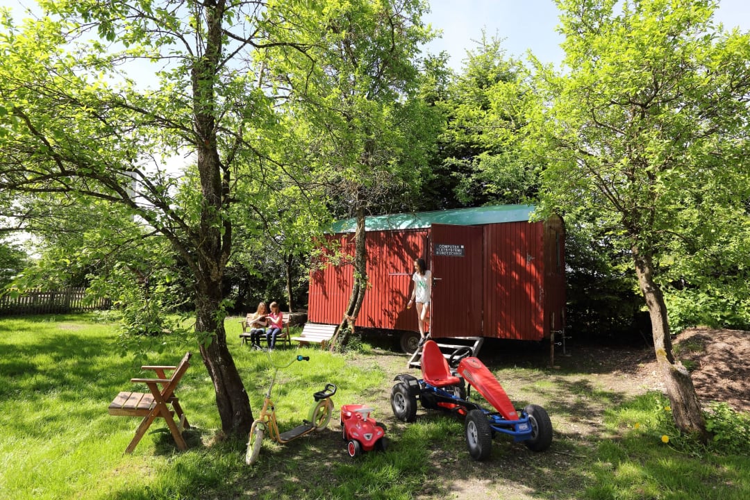 Bauwagen für die Kleinen zum Spielen, Fuhrpark Beim Schmied Apartments