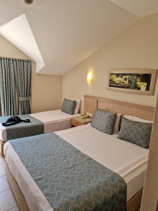 Zimmer Can Garden Resort