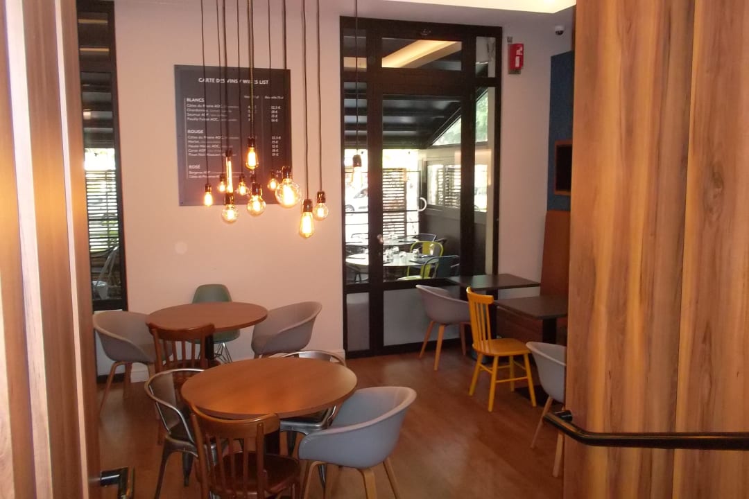 Lobby Hotel L'Elysée Val d'Europe