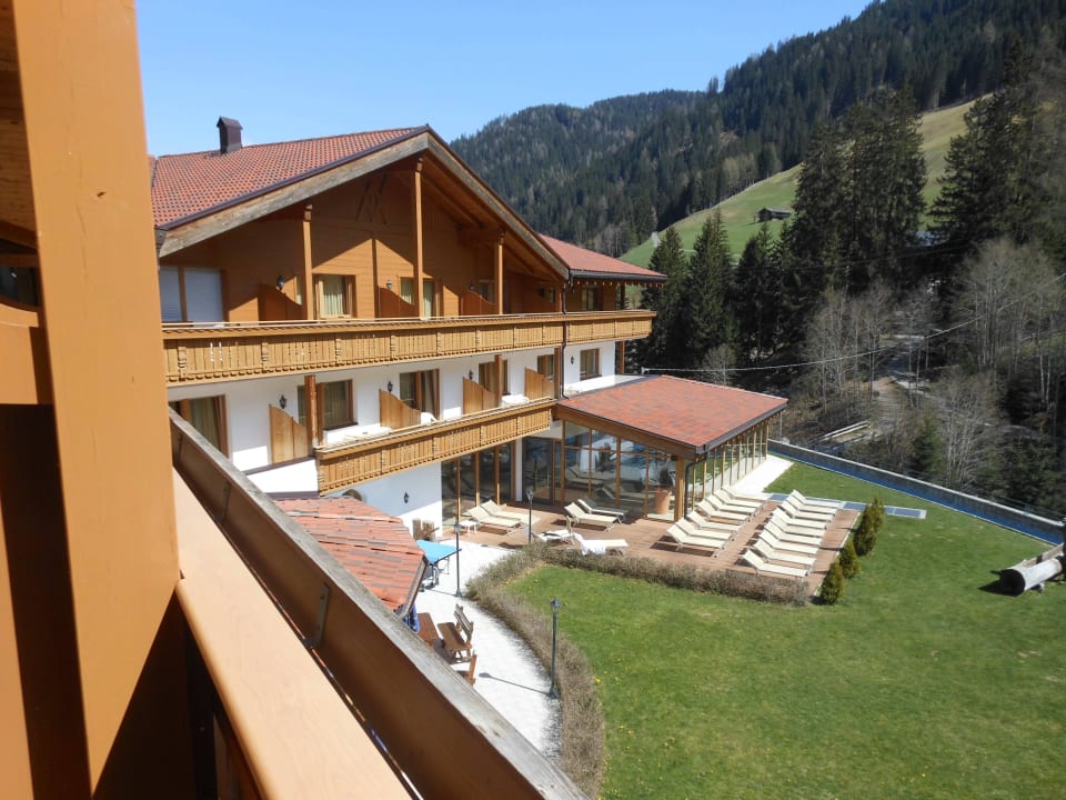 Überdachter PPool Wellness-Sporthotel Ratschings
