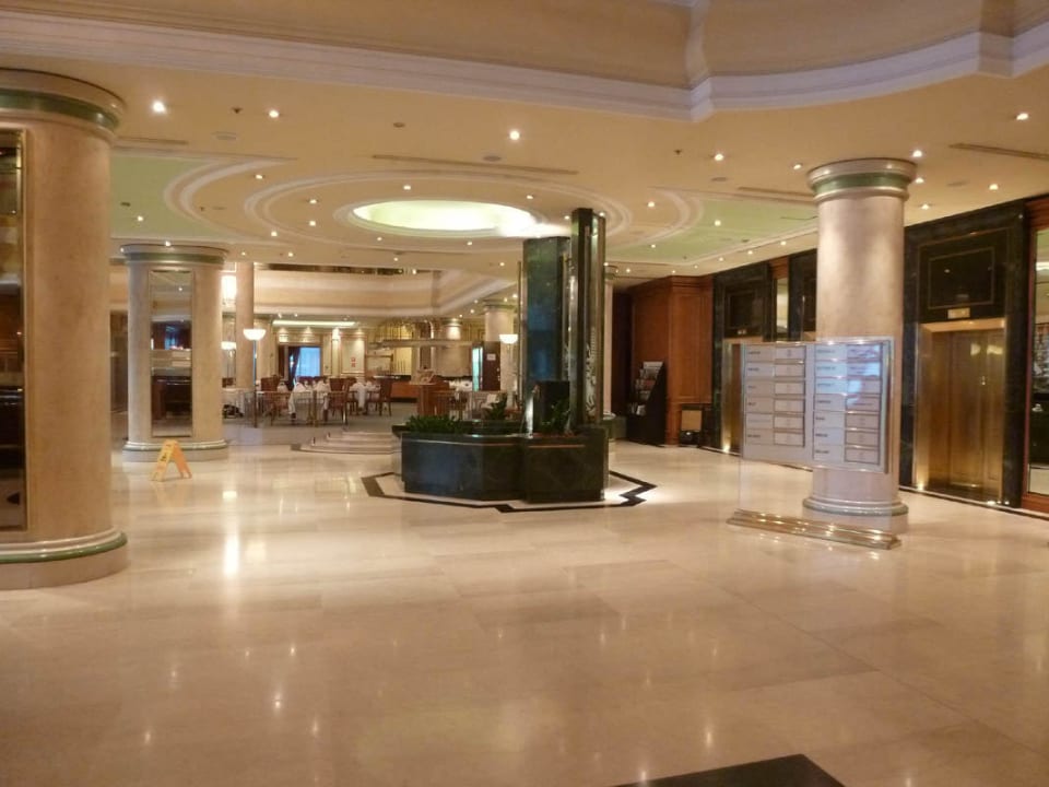 Lobby Hotel Sheraton Zagreb
