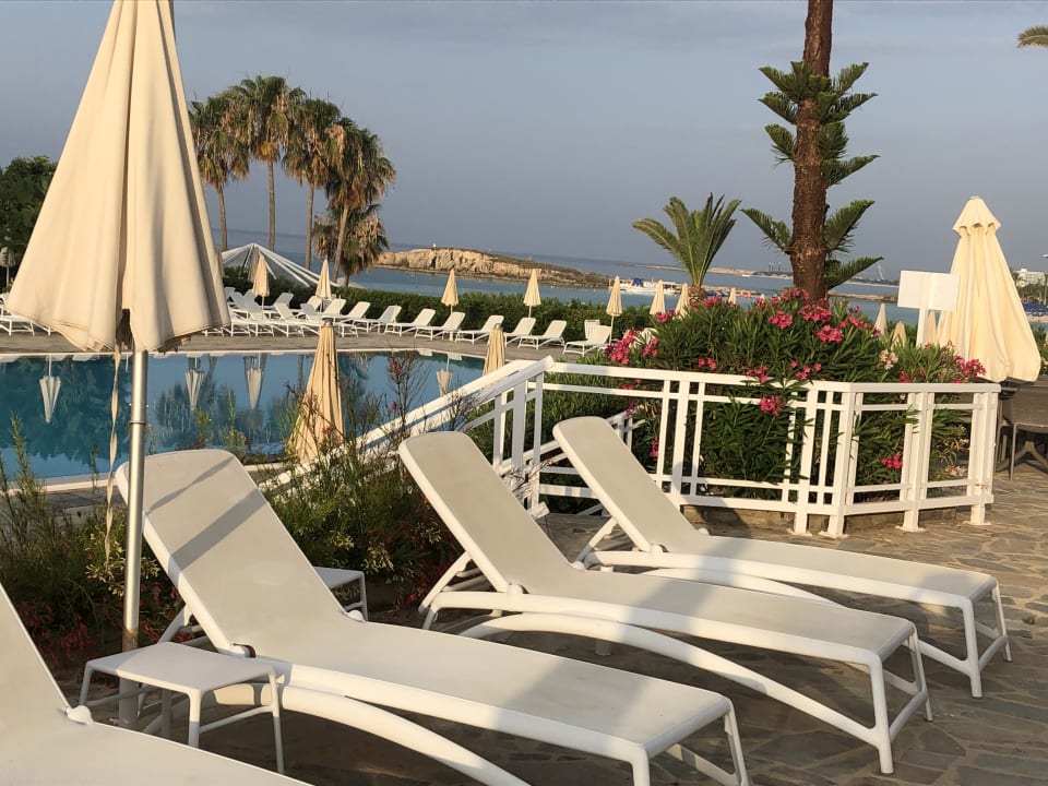 Pool Hotel Nissi Beach Resort