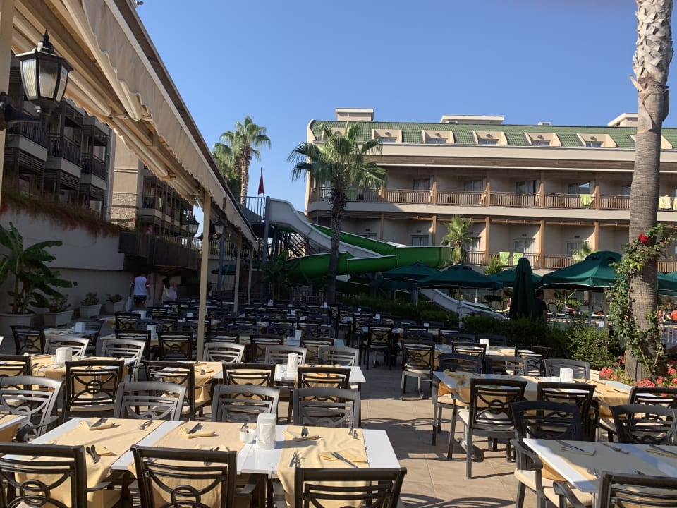 Gastro Can Garden Resort