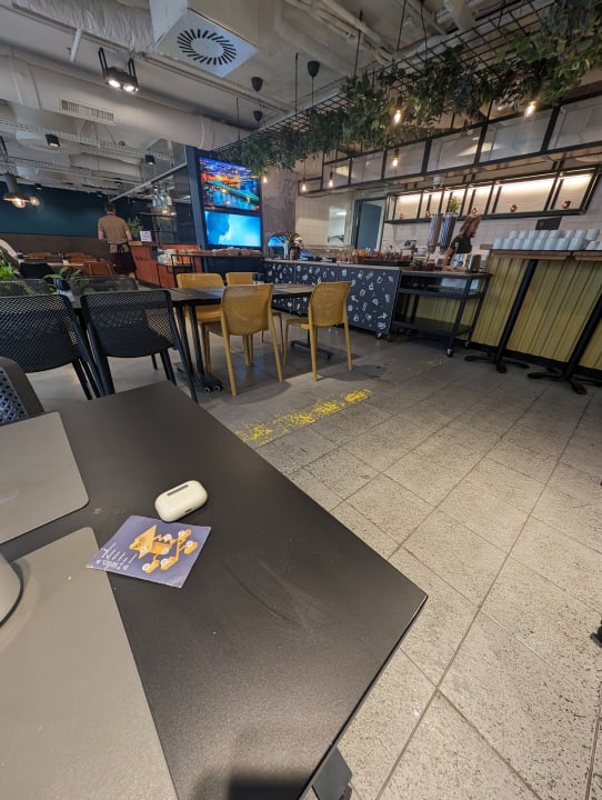 Gastro Dean's College Hotel