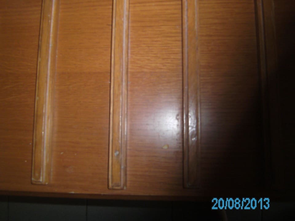 Auch auf der Kofferablage nur Dreck alltoura Club SUNRISE BEACH RESORT