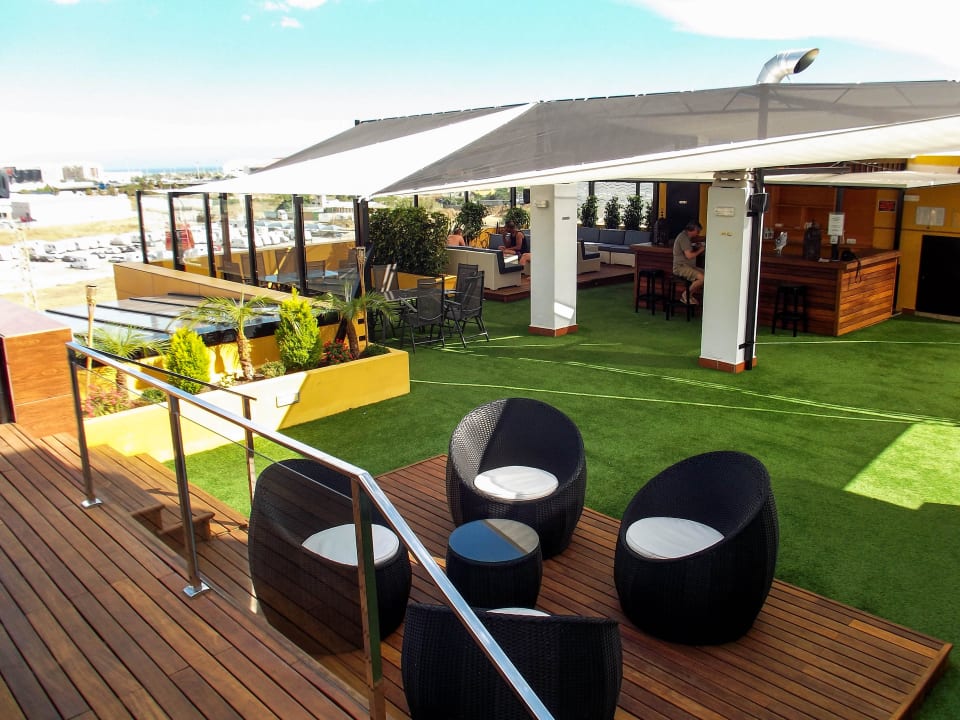 Bar Piscina Hotel Málaga Nostrum