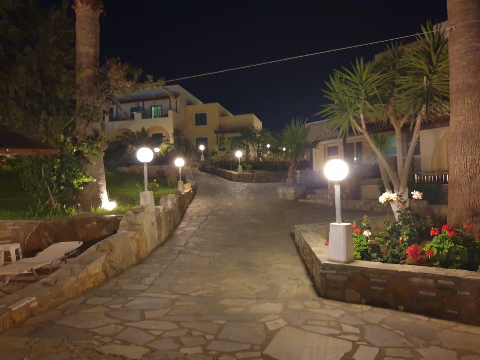 Gartenanlage Hotel Kouros Palace