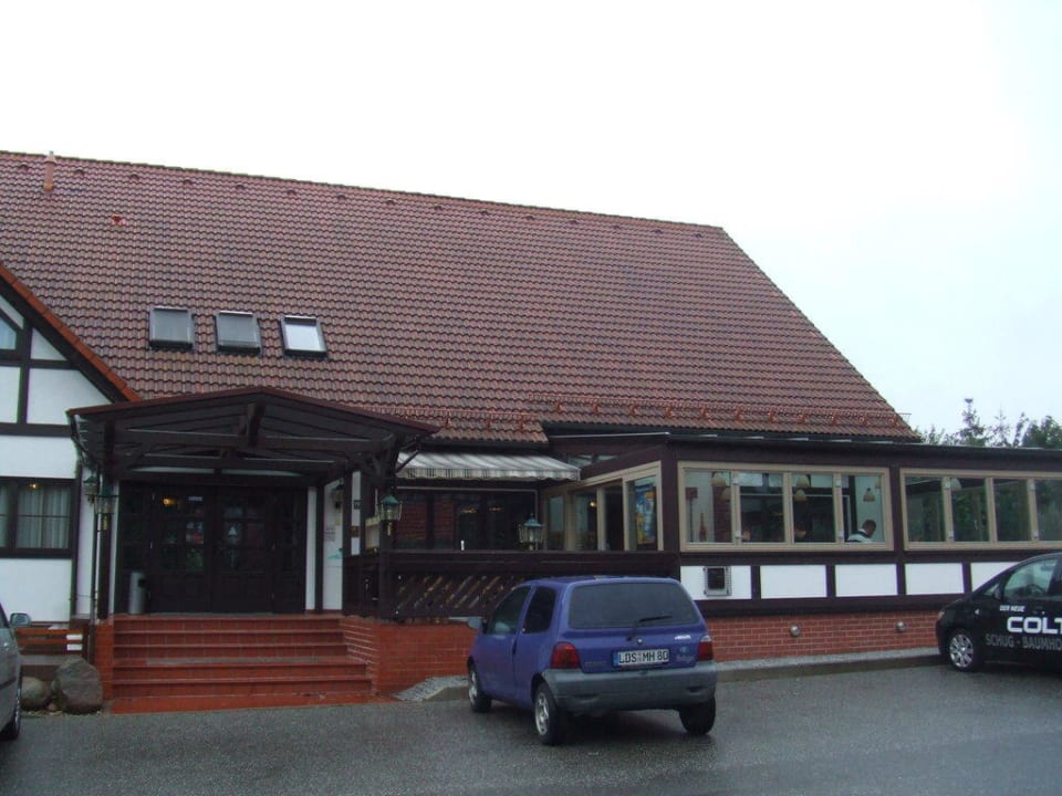 Eingang und Wintergarten Landhotel Krausnick