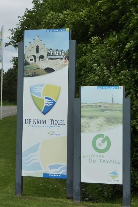 Einfahrt zum Bungalowpark Vakantiepark De Krim