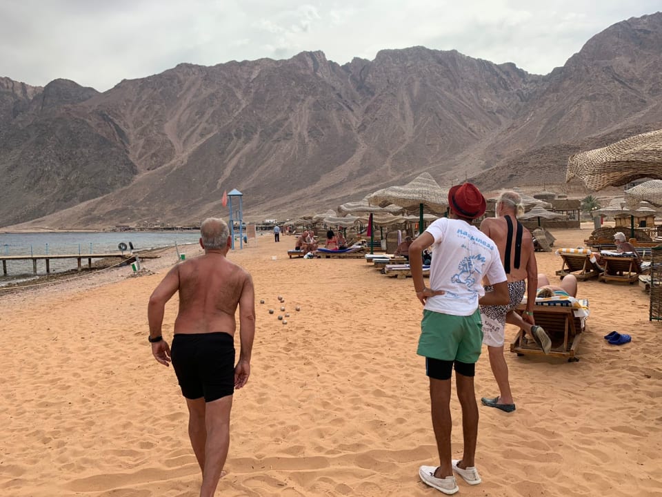 Strand Happy Life Village