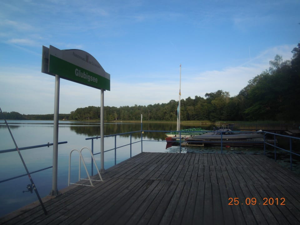 Steg am Glubigsee nahe der Bungalows Ferienpark Am Glubigsee