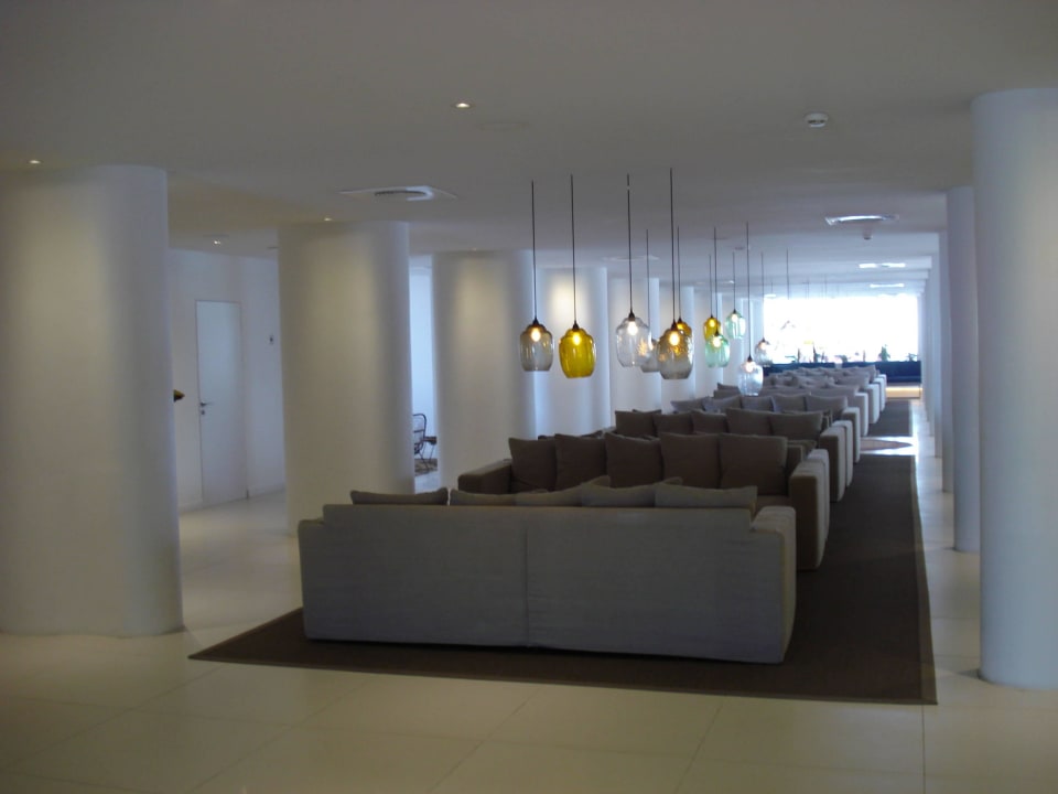 Sehr modern HM Tropical