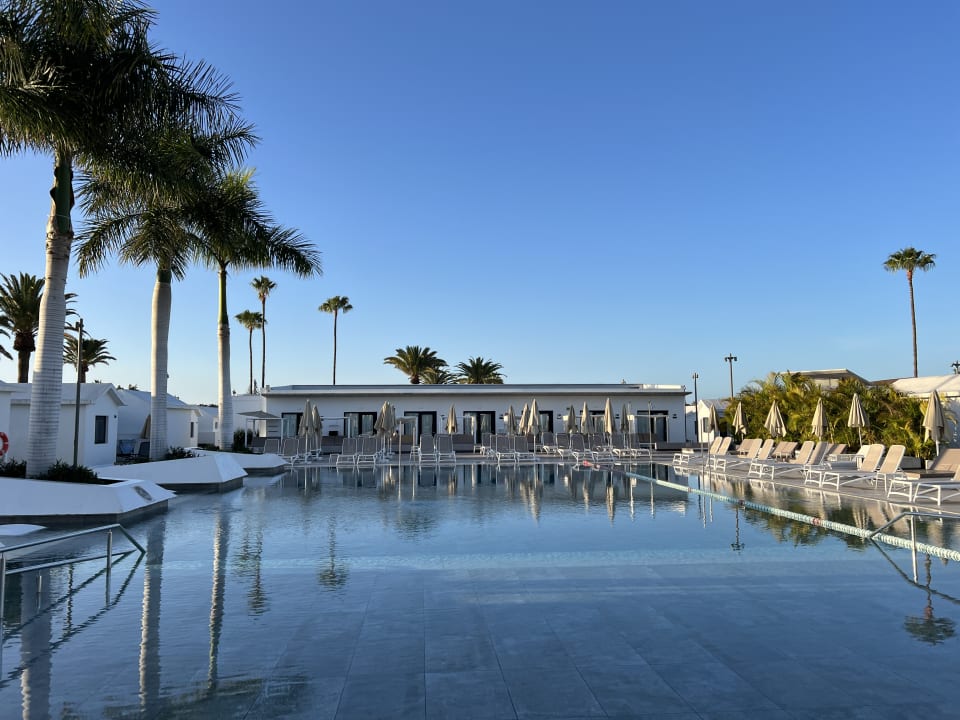 Pool Club Maspalomas Suites & SPA