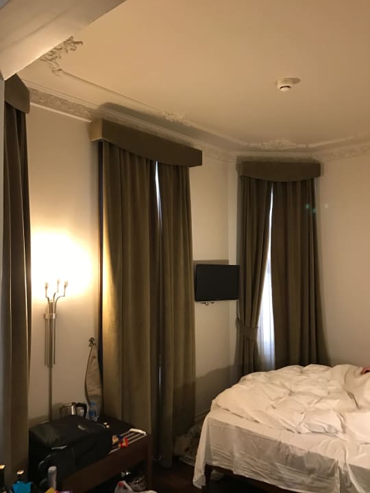 Zimmerausstattung Taxim Lounge Hotel - S CLASS