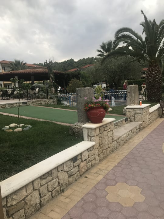 Gartenanlage Hotel Chrousso Village