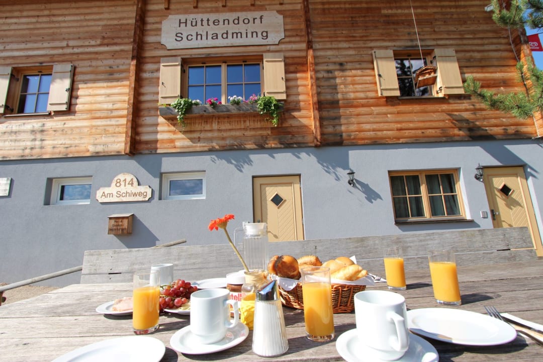 Außenansicht Hüttendorf Schladming und Chalets Schladming