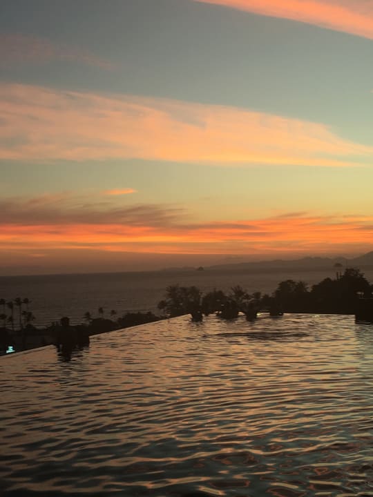 Außenansicht Avani Ao Nang Cliff Krabi Resort