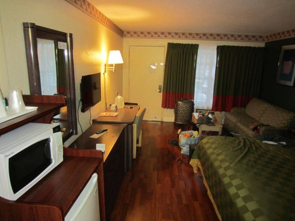 Zimmer SureStay Hotel by Best Western Sarasota North