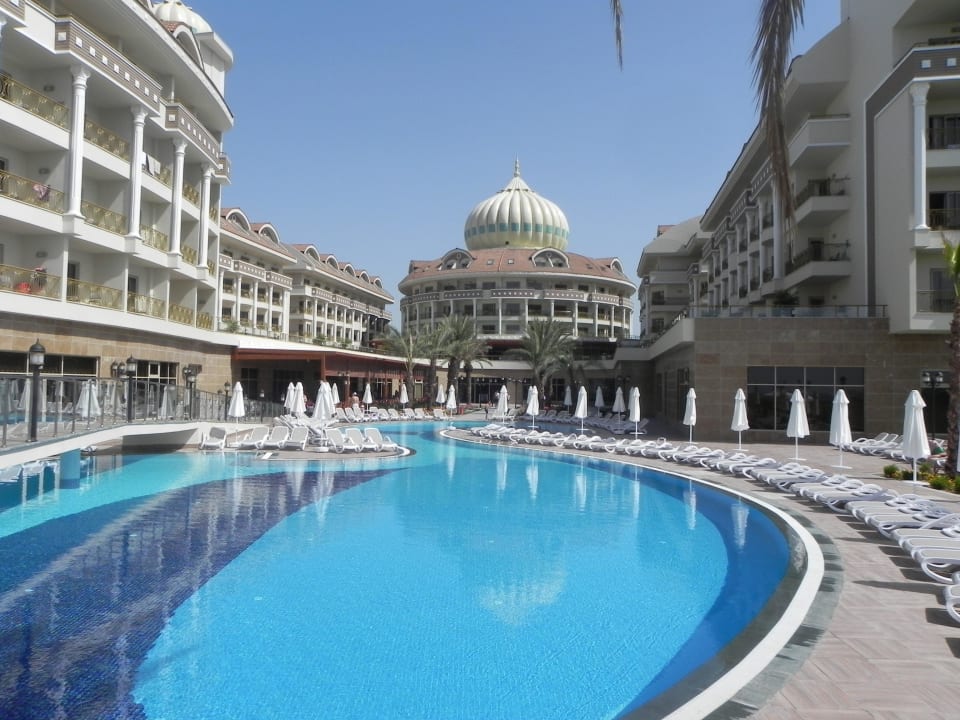Pool Kirman Belazur Resort & Spa
