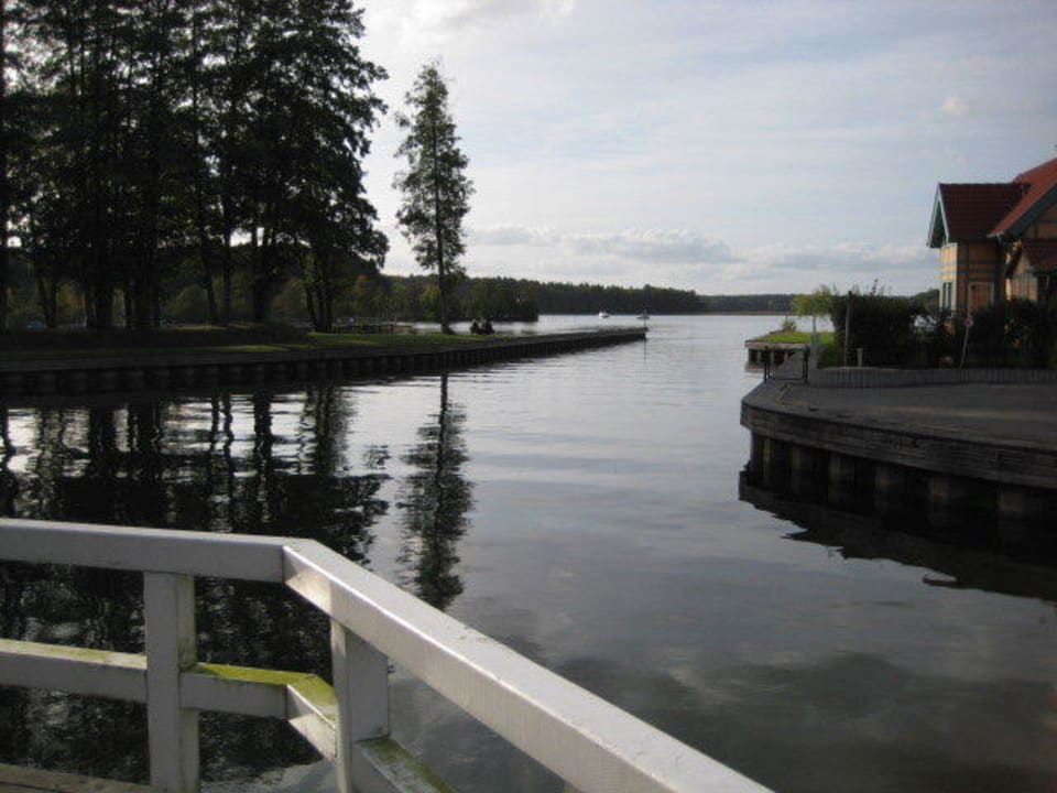 Blick zum See Precise Resort Hafendorf Rheinsberg