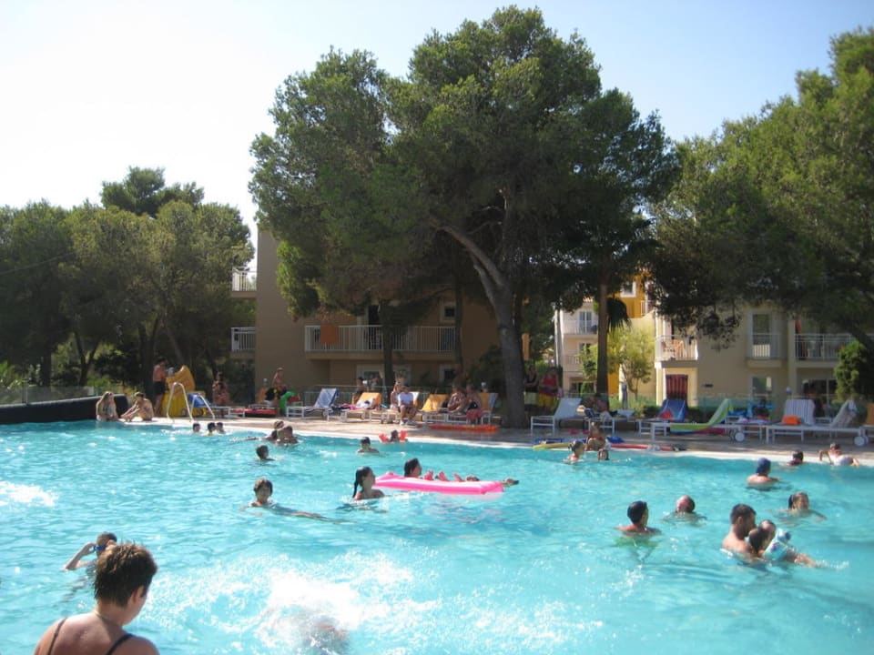 Der neue Sportpool Iberostar Waves Club Cala Barca