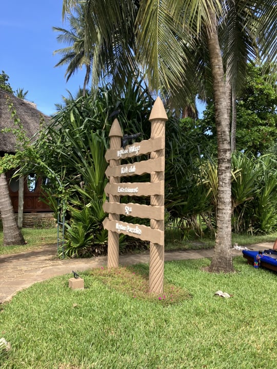 Gartenanlage Neptune Village Beach Resort & Spa