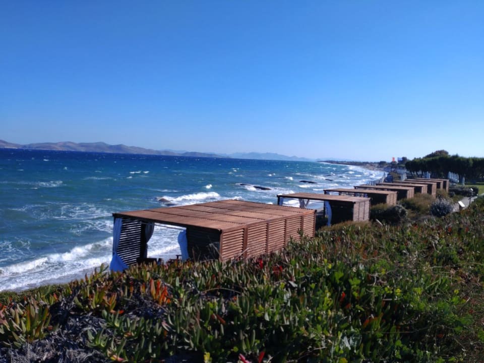 Strand Neptune Luxury Resort