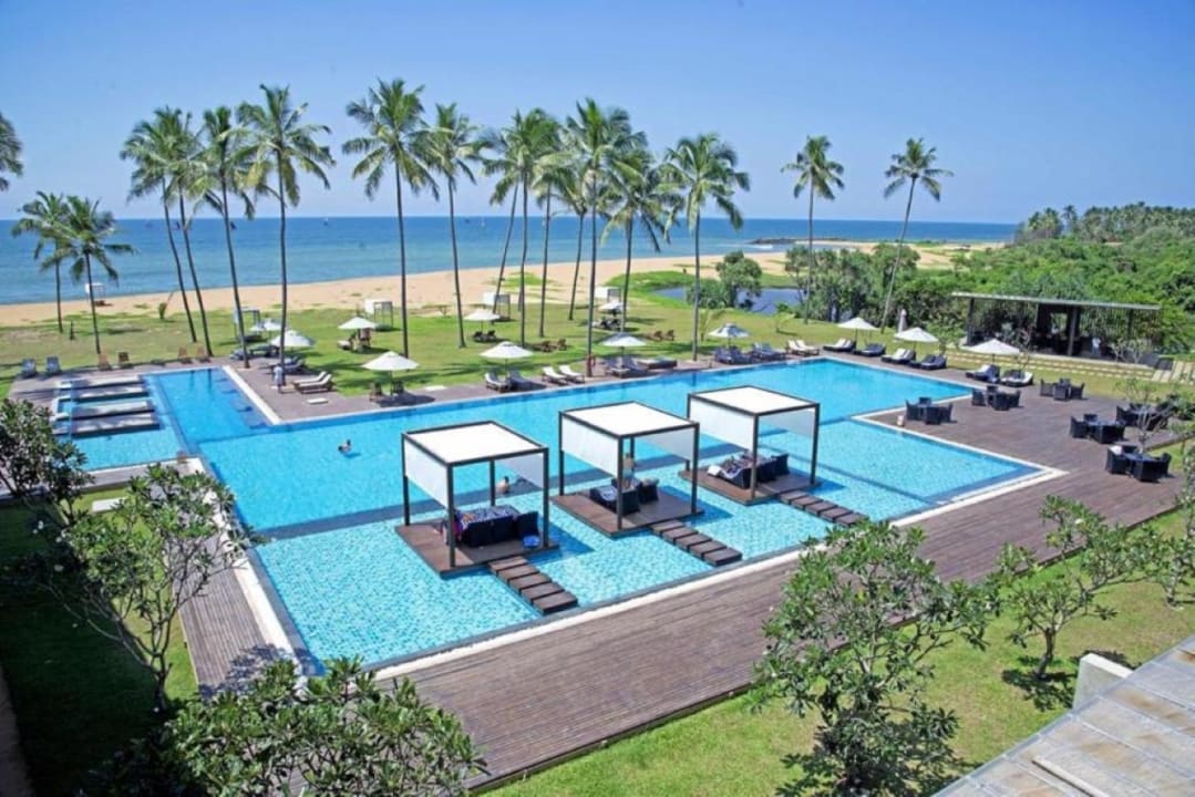Pool Suriya Resort