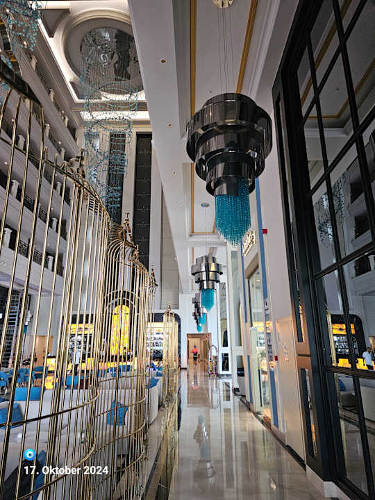 Lobby Serenity Queen Hotel