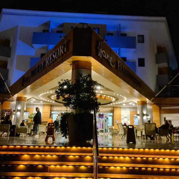 Lobby Hane Family Resort