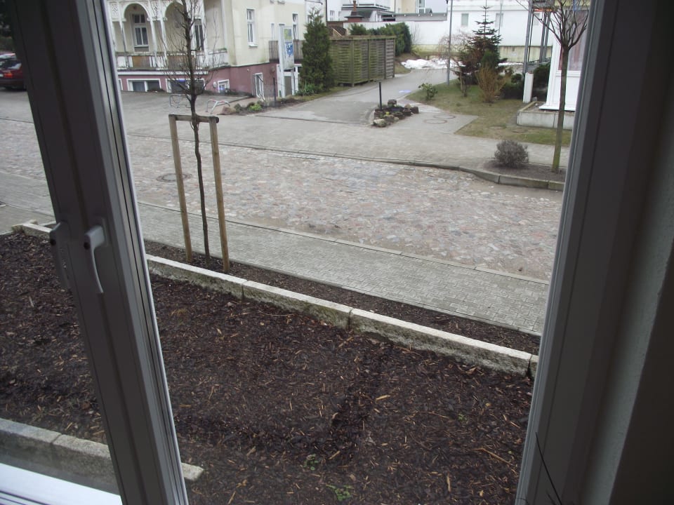 Auf die Straße Hotel Binz Feriendomizil