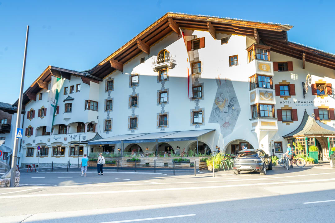 Außenansicht Hotel Schwarzer Adler