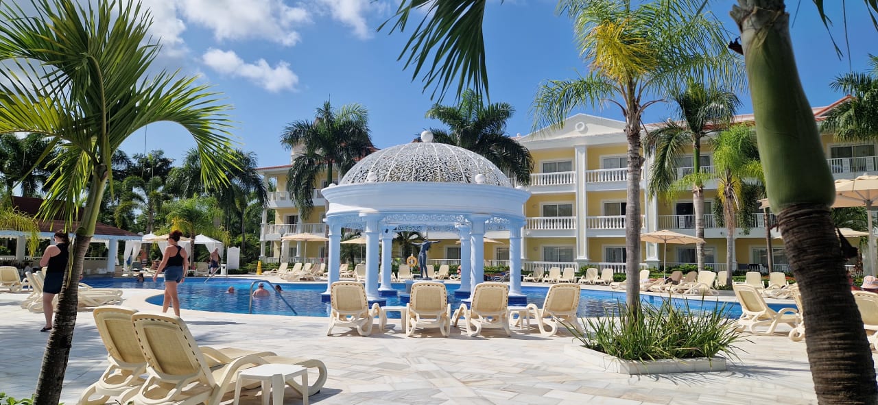 Pool Bahia Principe Luxury Bouganville