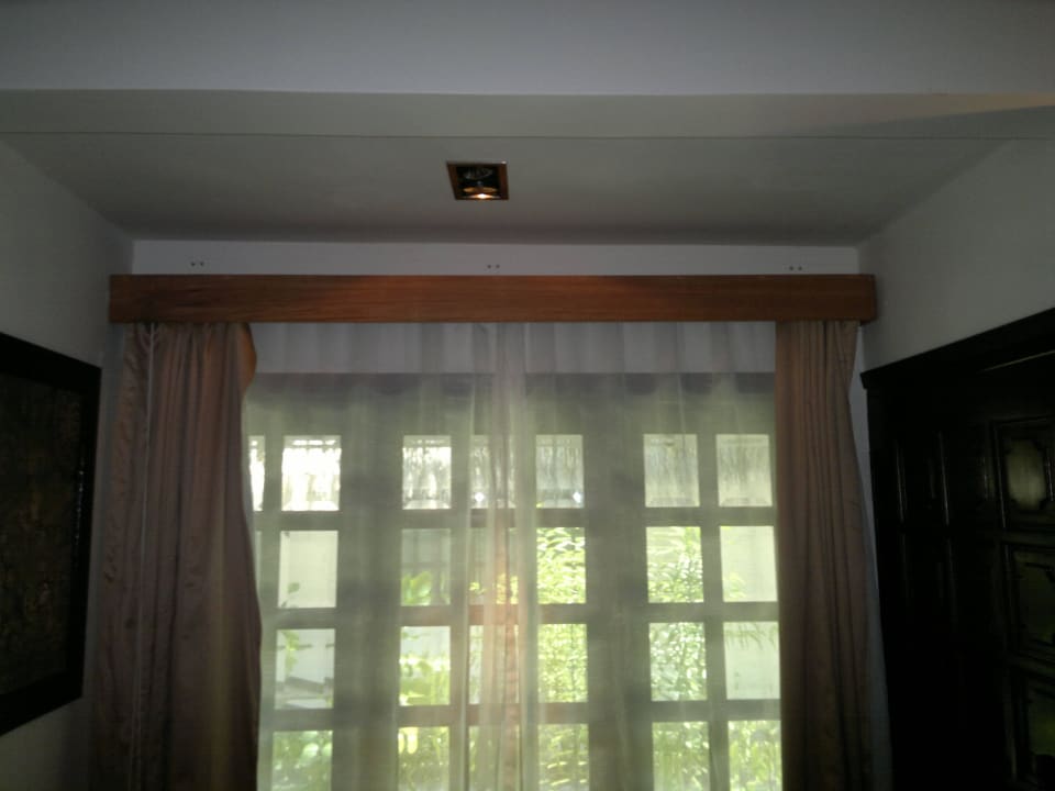 Herunterhängende Gardinen Kihaa Maldives