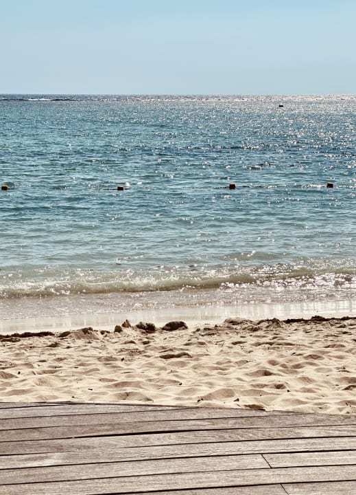 Strand La Pirogue Mauritius