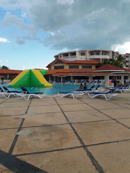 Pool Sirenis Tropical Varadero