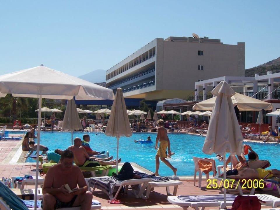 Blick aufs royal Royal & Imperial Belvedere Resort