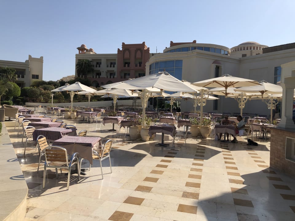 Gastro Serenity Alpha Beach